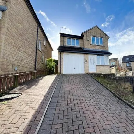 Buy this 4 bed house on Hoyle Beck Close in Linthwaite, HD7 5RZ
