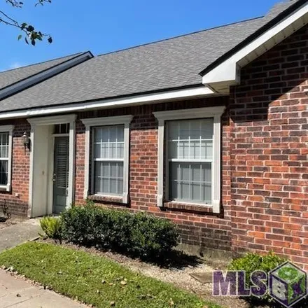 Buy this 2 bed townhouse on 5255 Congress Boulevard in Concord Park, Baton Rouge