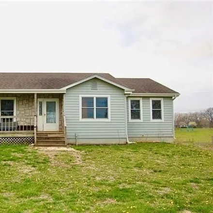 Buy this 3 bed house on Kissinger Road in Leavenworth County, KS 66086