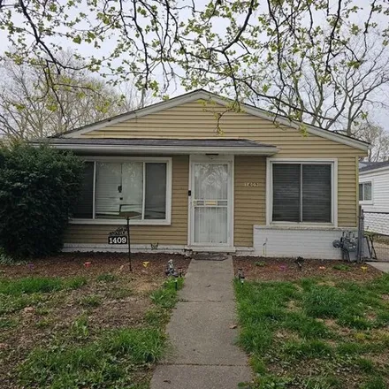 Buy this 3 bed house on 12361 Gilroy Street in Detroit, MI 48217