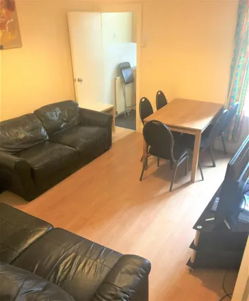 Rent this 4 bed duplex on 70 Alton Road in Selly Oak, B29 7DX