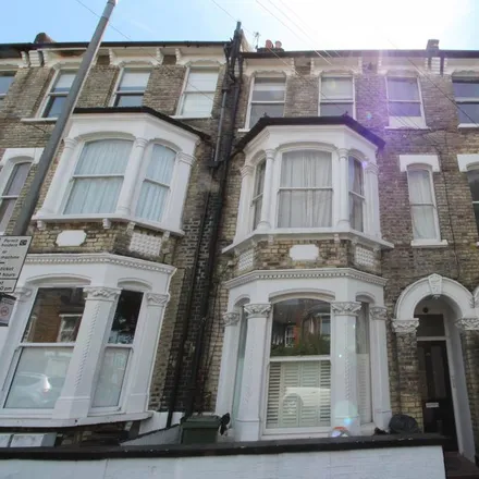 Image 6 - Limburg Road, London, SW11 1QT, United Kingdom - Apartment for rent