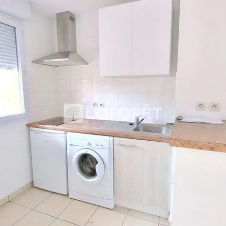 Rent this 2 bed apartment on Monument Aux Morts in Place Marius Turines, 31470 Fonsorbes