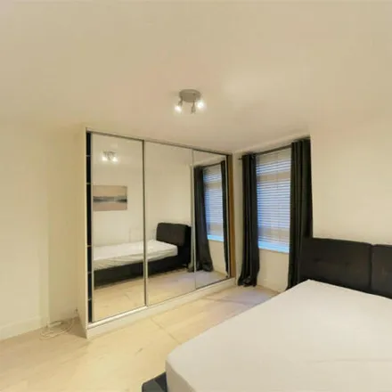Image 5 - 137-139 Gloucester Terrace, London, W2 3HH, United Kingdom - Room for rent