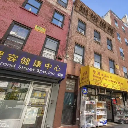 Buy this 6 bed house on 329 Grand Street in New York, NY 10002