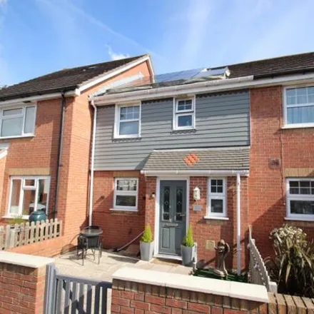 Buy this 3 bed townhouse on Locksway Road in Portsmouth, PO4 8LF
