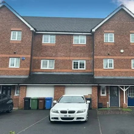 Image 1 - Kennett Drive, Stockport, SK6 2GA, United Kingdom - Townhouse for sale