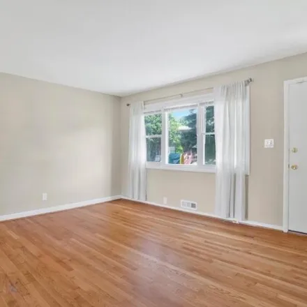 Image 7 - 5112 4th St, Brooklyn, Maryland, 21225 - Townhouse for sale