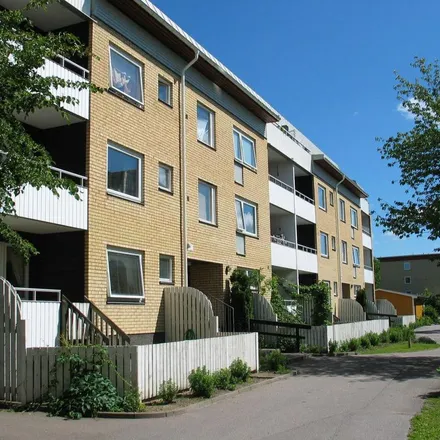 Rent this 2 bed apartment on Järdalavägen 52B in 589 25 Linköping, Sweden