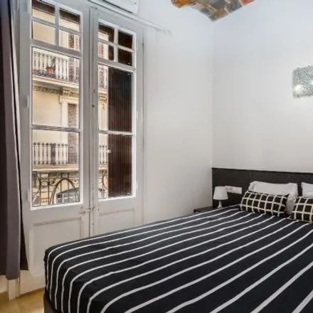 Image 8 - Carrer Gran de Gràcia, 224, 08012 Barcelona, Spain - Apartment for rent