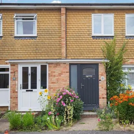 Buy this 3 bed house on Birchwood Drive in West Byfleet, Surrey