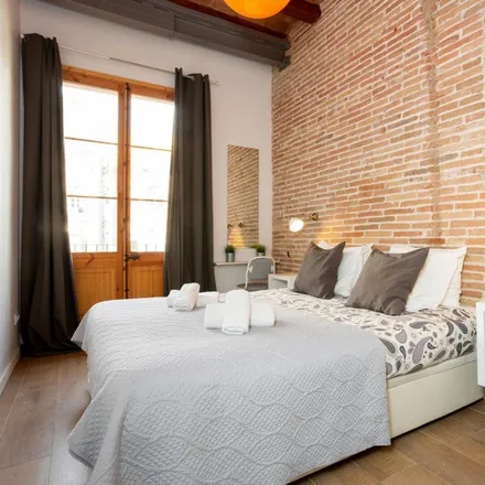 Rent this 3 bed apartment on Apartments Sant Jordi Fontanella in Carrer de Fontanella, 15