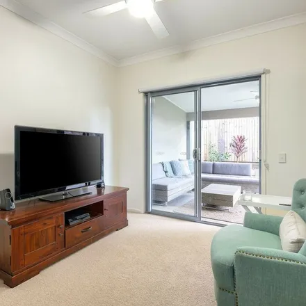 Rent this 3 bed townhouse on 18A Ramsay Street in Kedron QLD 4031, Australia