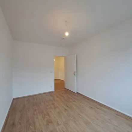 Rent this 3 bed apartment on Kaiser-Friedrich-Straße 152 in 47169 Duisburg, Germany