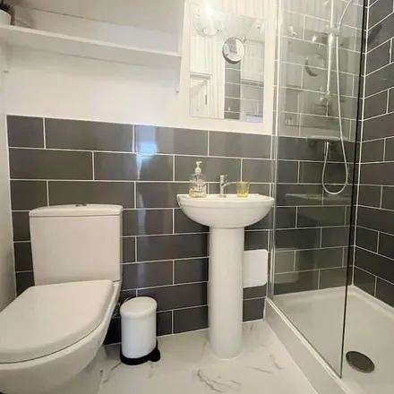Rent this 1 bed apartment on Stapleton Road in Bristol, BS5 0NW