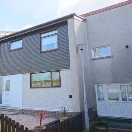 Rent this 3 bed townhouse on Troon Avenue in Newlandsmuir, East Kilbride