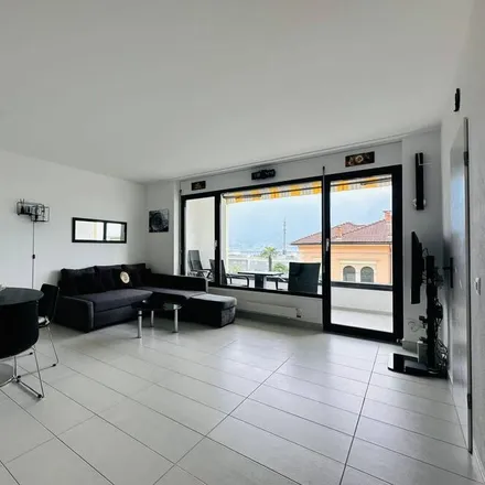 Image 2 - 6600 Muralto, Switzerland - Apartment for rent
