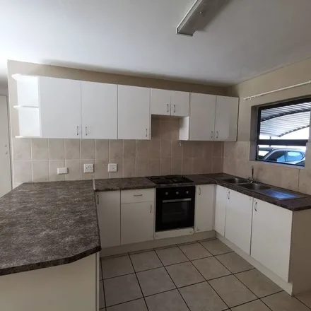Rent this 2 bed apartment on Progress Road in Lindhaven, Roodepoort
