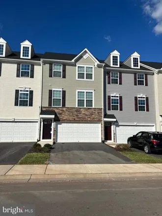 Rent this 3 bed townhouse on unnamed road in Fuller, Frederick