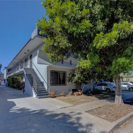 Buy this 11 bed house on 2629 Chariton Street in Los Angeles, CA 90034