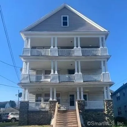 Rent this 3 bed house on 72 Chambers Street in West Side Hill, Waterbury