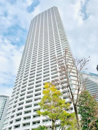 Rent this 1 bed apartment on 西新宿デンタルオフィス東京 in 十二社通り, Nishi Shinjuku