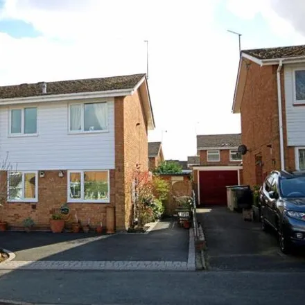Buy this 3 bed duplex on Marston Close in Stourbridge, DY8 3JT