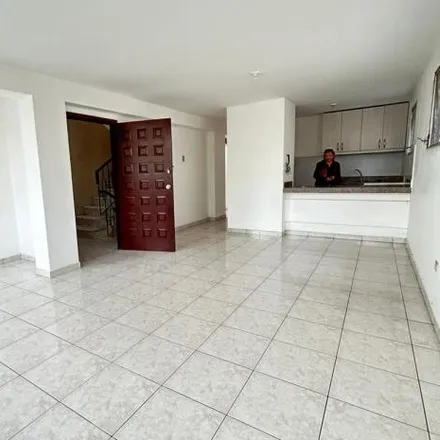 Rent this 3 bed apartment on Aparicio Plaza in 090909, Guayaquil