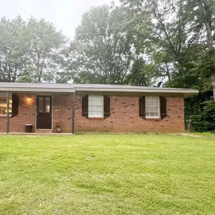 Buy this 3 bed house on 661 East Walker Street in Fulton, Itawamba County