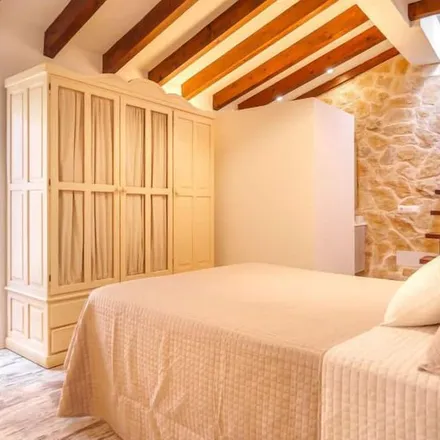 Rent this 3 bed house on Mancor in carrer Salvador Beltran, 07312 Mancor de la Vall
