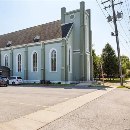Image 2 - Saint Josephs Roman Catholic Church, South West Street, Carlinville, IL 62626, USA - House for sale