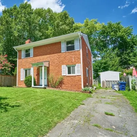Rent this 3 bed house on 5005 16th Road North in Arlington, VA 22207