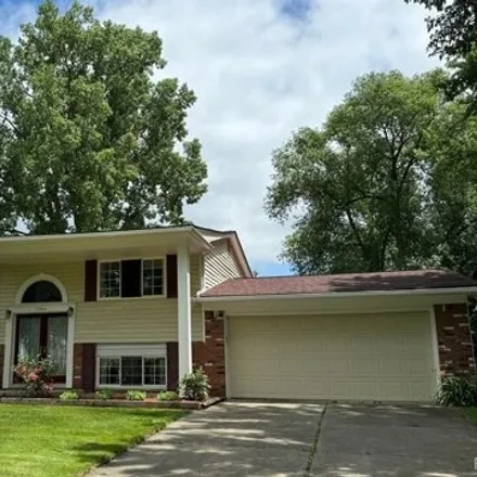 Buy this 4 bed house on 5064 Shrewsbury Dr in Troy, Michigan