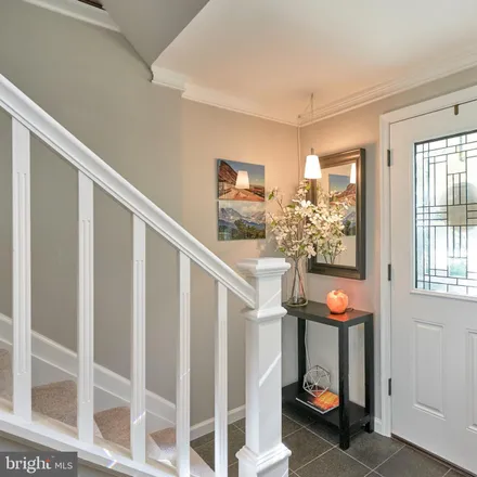 Image 4 - 8614 Spring Creek Court, Fairfax County, VA 22153, USA - Townhouse for sale