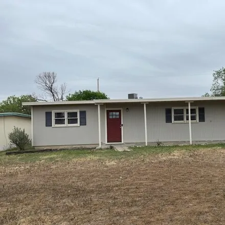 Rent this 3 bed house on 1997 Chapman Street in San Angelo, TX 76901