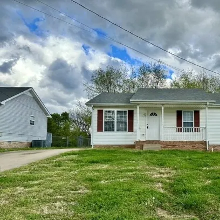 Rent this 3 bed house on 340 Cranklen Circle in Clarksville, TN 37042