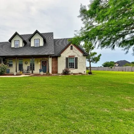 Buy this 5 bed house on 409 Nw 12th Ave in Norman, Oklahoma