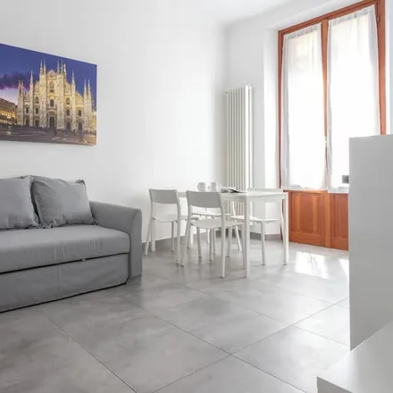 Rent this studio apartment on Via Eugenio Villoresi 25