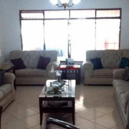 Buy this 3 bed house on Rua Gago Coutinho in Jardim Vila Galvão, Guarulhos - SP