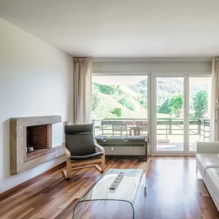 Rent this 3 bed apartment on Via Roigo in 6966 Lugano, Switzerland