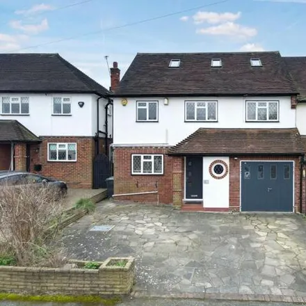 Buy this 4 bed duplex on Dickens Rise in Chigwell, IG7 6NY
