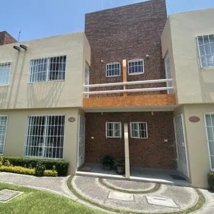 Buy this 3 bed house on Boulevard Los Sauces in Villas El Seminario, 62766 Tezoyuca