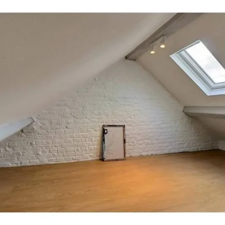 Image 5 - Rue Patenier 18, 5000 Namur, Belgium - Apartment for rent