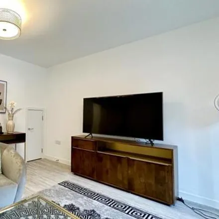 Image 2 - Cantwell House, Memorial Walk, London, E13 9GL, United Kingdom - Room for rent
