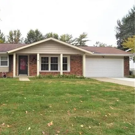 Rent this 3 bed house on 10 Greymore Drive in Chesterfield, MO 63017