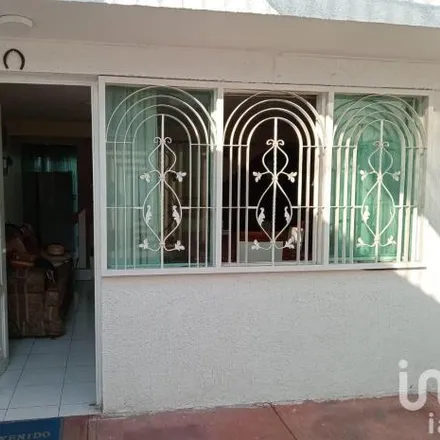 Rent this 3 bed house on Cerrada Vivero de la Parroquia in 54060 Tlalnepantla, MEX