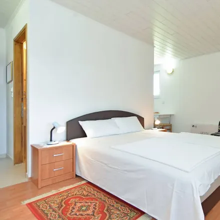 Image 5 - Valbandon, Istria County, Croatia - Apartment for rent