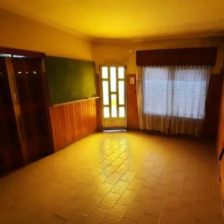 Buy this 3 bed house on Carlos María de Alvear in Güemes, 2900 San Nicolás de los Arroyos