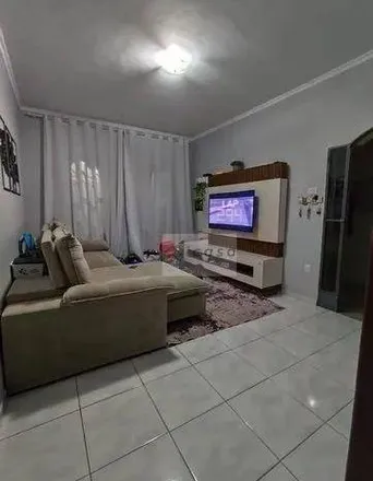 Buy this 4 bed house on Rua Doutor Carlos Alberto Fontenelle Moreira in Jardim Portugal, São José dos Campos - SP