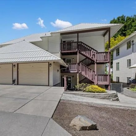 Buy this 3 bed condo on 1648 West Wilson Avenue in Spokane, WA 99201